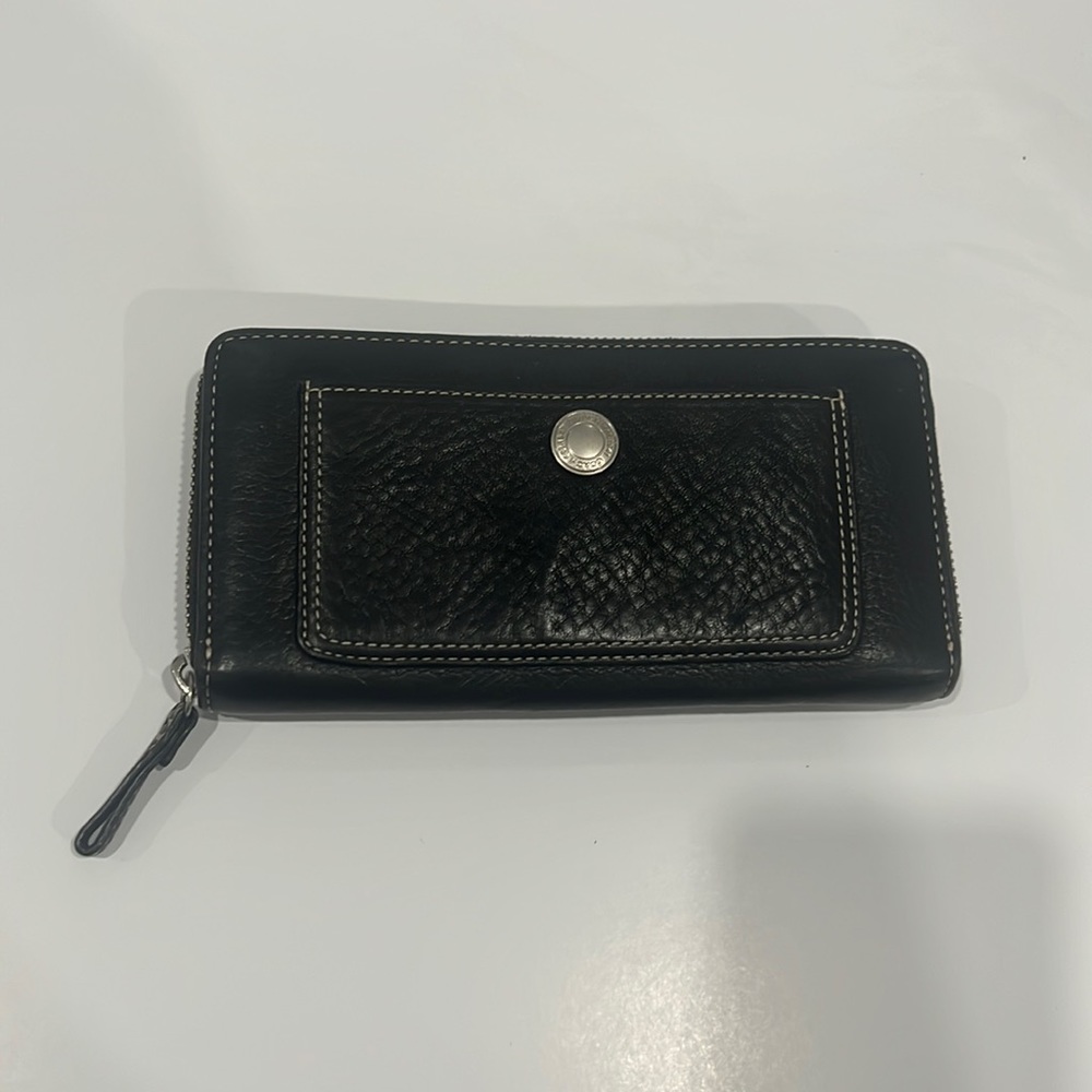Women’s coach black wallet